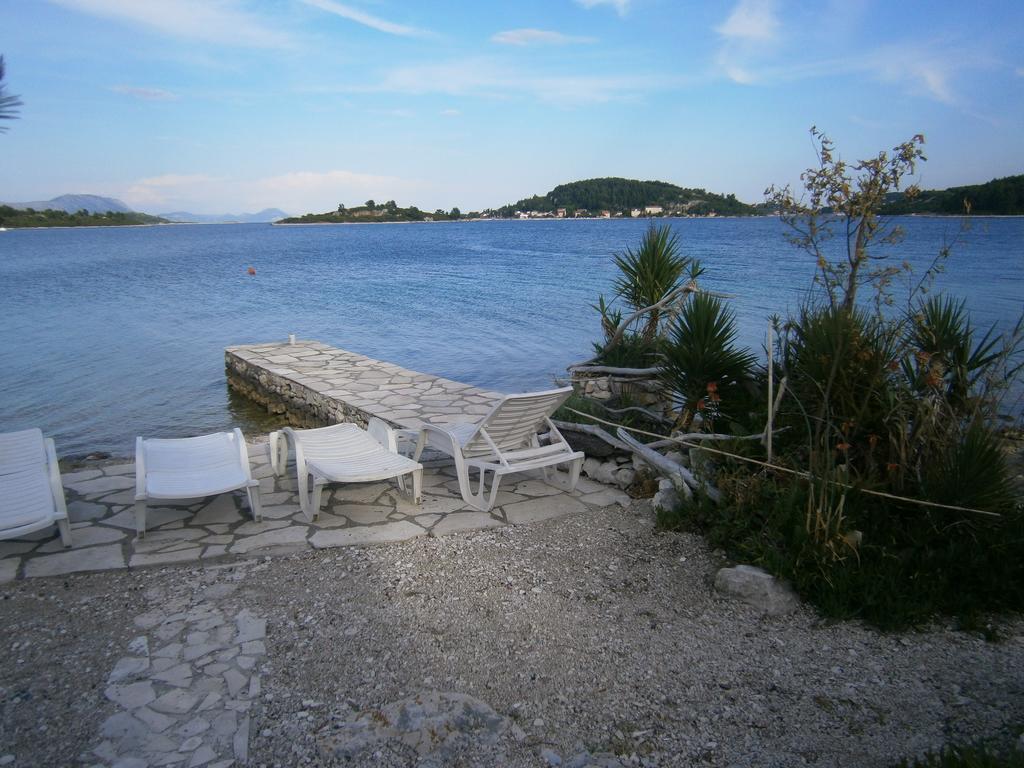 Apartments Grbin (Adults Only) Лумбарда Екстериор снимка