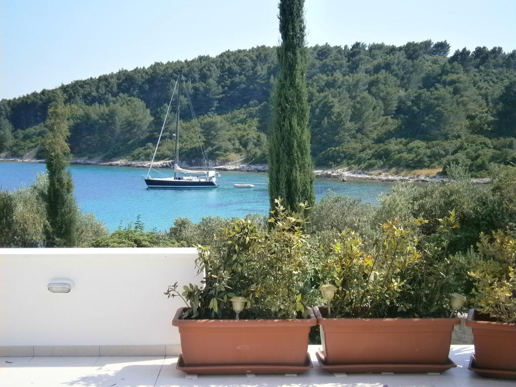 Apartments Grbin (Adults Only) Лумбарда Екстериор снимка