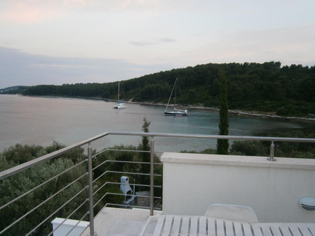 Apartments Grbin (Adults Only) Лумбарда Екстериор снимка